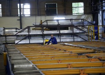 Giá điện tăng, doanh nghiệp lo chi phí sản xuất tăng theo