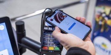 Không thể “né thuế” bằng tiền mặt