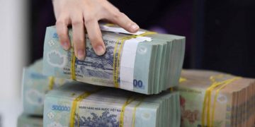 Nắn dòng tín dụng cuối năm