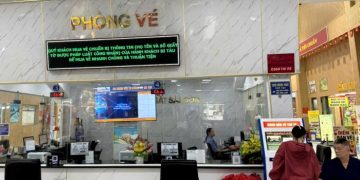 Giá vé tàu giảm tới 40%, khách mua khứ hồi được ưu đãi thêm 30%
